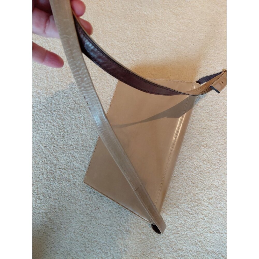 Bruno Magli Vintage Patent Leather Envelope Crossbody Purse Beige Brown - Picture 6 of 10